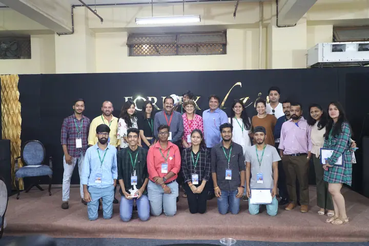 FORHEX team group photo at Fair 2019