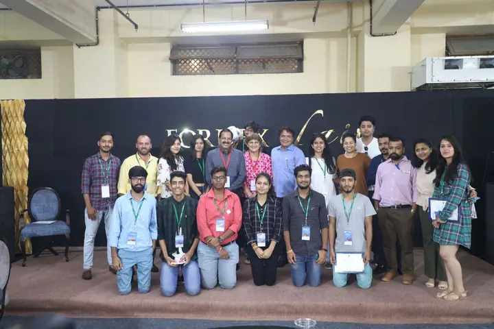 Students and organizers group photo at FORHEX Fair 2019