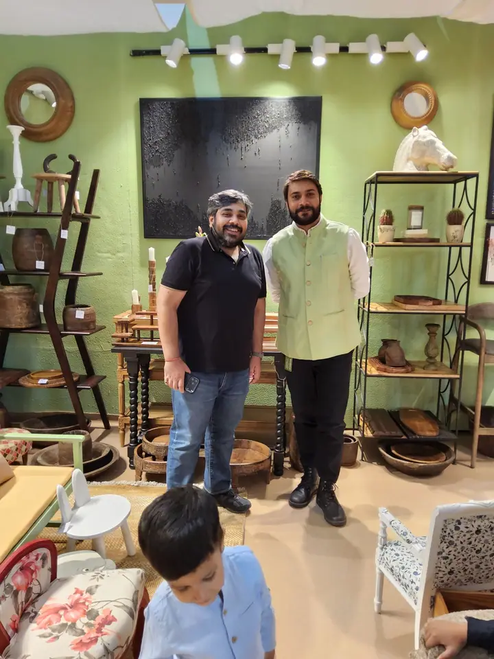 Exhibitors at a decor booth at FORHEX Fair 2025