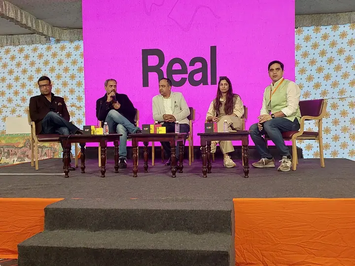 Panel discussion on stage at FORHEX Fair 2025